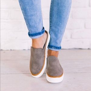 Dakota Slip On Sneakers